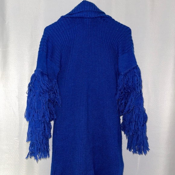 Semi Distressed Wool Blouse | size Medium - Picture 3 of 3